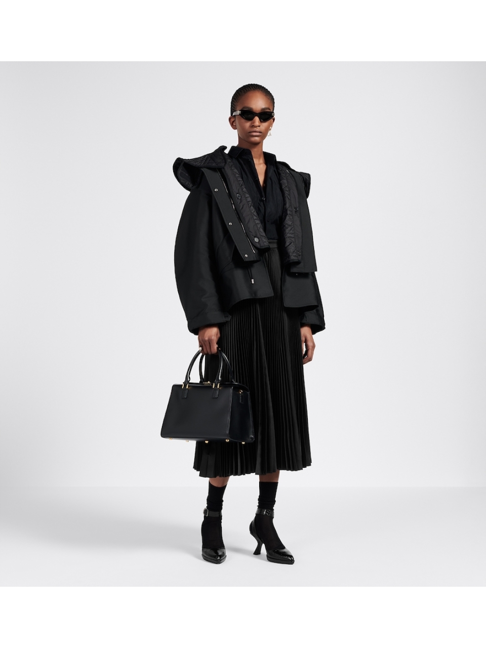 Сумка Christian Dior Boston, модель среднего формата